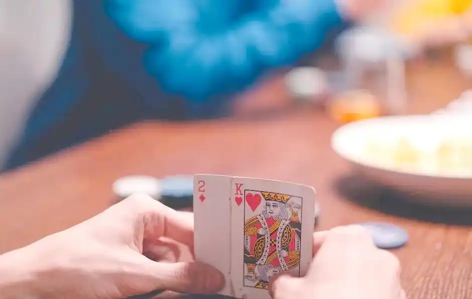 德州扑克 成牌概率_德州扑克翻牌前策略_德州扑克翻牌类型