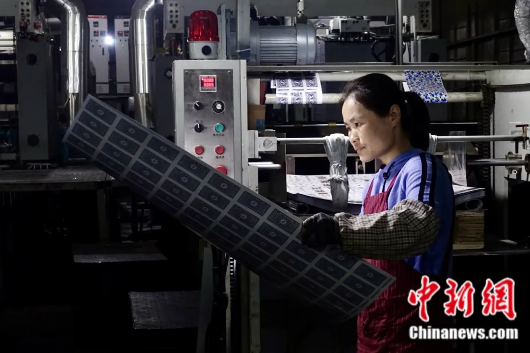 掼蛋扑克牌生产_德州扑克 金融_掼蛋游戏规则