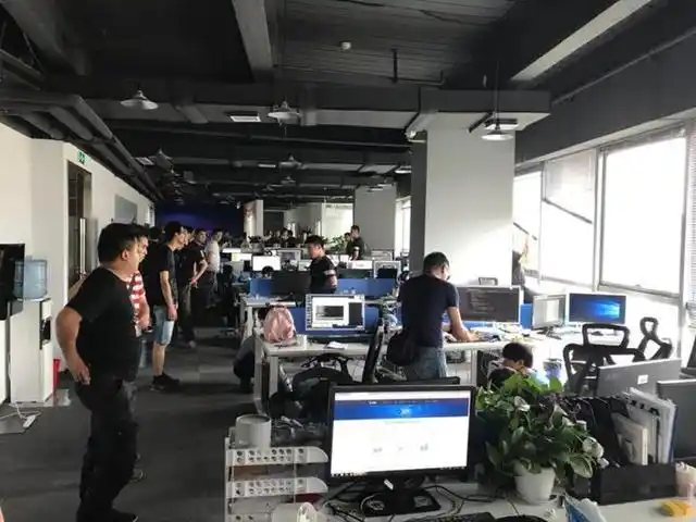 网络赌博平台 德州扑克网游 监管打击_德州扑克百人场