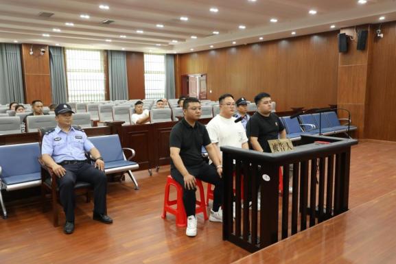 德州扑克位置图_开设赌场 德州扑克 赌博罪