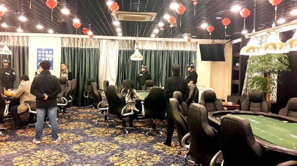 德州扑克hu就是单挑吗_涉赌案件法律分析_德州扑克俱乐部开设赌场