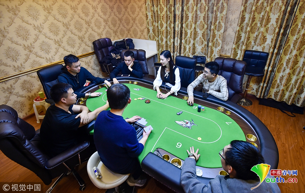 成都电子科技大学 德州扑克 玩家 _德州扑克玩家中国_ 德州扑克 女神 余铃涵 