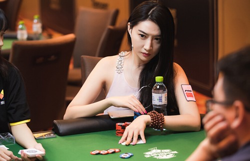 德州扑克的电影_德扑风云 李思晓 德扑电影